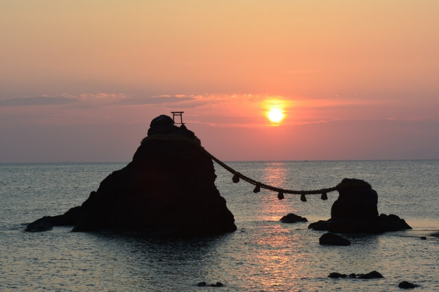夫婦岩