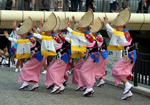 阿波踊り